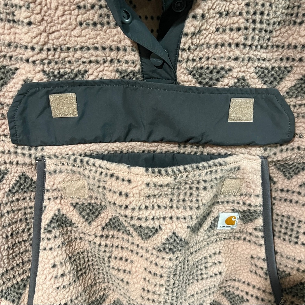 Carhartt Women's Pink and Black Zip Up Jacket - Picture 9 of 11